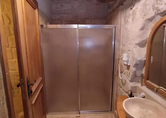 Songuel Hanim Konagi *